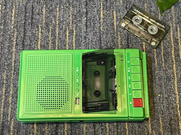 Portable Analog Cassette Tape Deck: A Journey into the Melodies of the Past